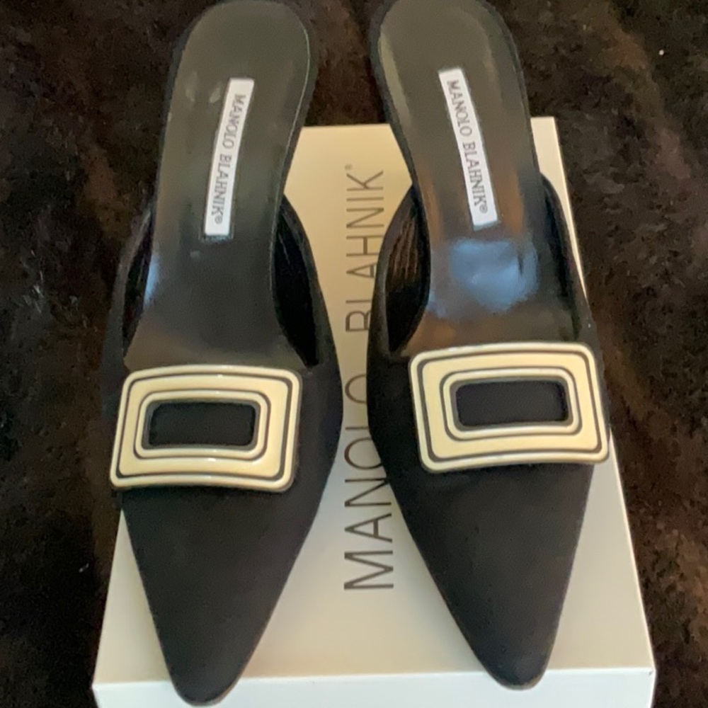 Manolo BLAHNIK mayflower black with cream buckle linen mules 39.5 9 9.5 8.5